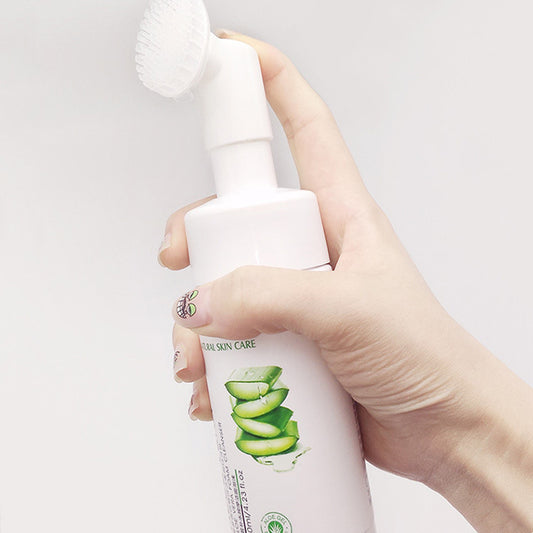 Aloe Vera Hydrating Massage Foaming Cleanser - Blessed Corner
